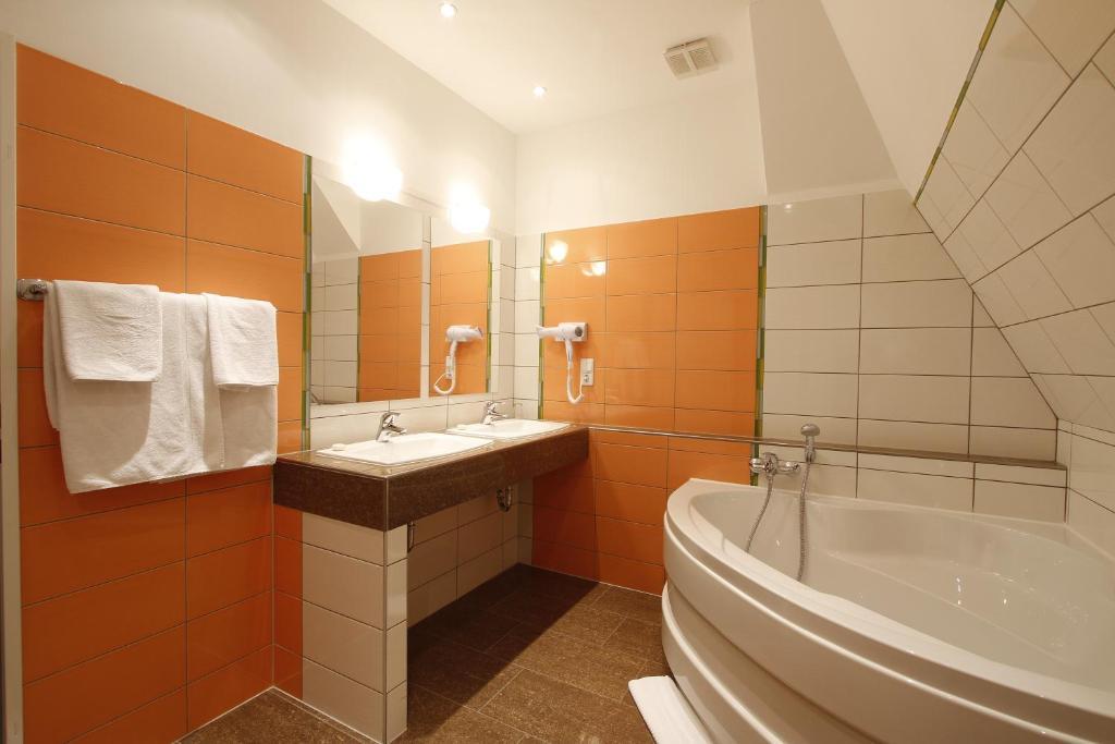 Hotel Preuss Im Dammtorpalais Αμβούργο Δωμάτιο φωτογραφία